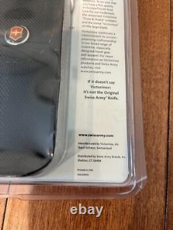 Victorinox Swiss Army 56905 Clamshell Multi-Tool 27 Function With Pouch Case