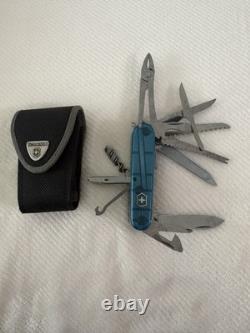 Victorinox Swiss Army CyberTool 41 Blue Pocket Knife Near Mint Condition withcase