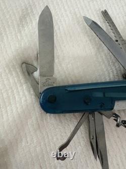 Victorinox Swiss Army CyberTool 41 Blue Pocket Knife Near Mint Condition withcase