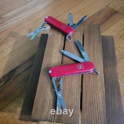 Victorinox Swiss Army Knife 58mm Classic SD (LOT OF 35)