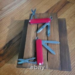 Victorinox Swiss Army Knife 58mm Classic SD (LOT OF 35)