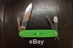 Victorinox Swiss Army Knife Alox Pioneer Apple Green NIB SMS