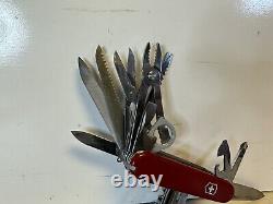 Victorinox Swiss Army Knife & Case Model 4.0567 AR06