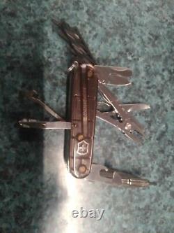 Victorinox Swiss Army Knife Cyber Tool 34 Onyx 53926