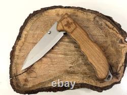 Victorinox Swiss Army Knife EVOKE Wood Walnut Thumb Stud Clip Plain EDGE SWISS