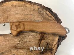 Victorinox Swiss Army Knife EVOKE Wood Walnut Thumb Stud Clip Plain EDGE SWISS