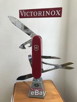 Victorinox Swiss Army Knife Moving Display