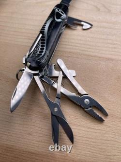 Victorinox Swiss Army Knife Multi-tool Deluxe Tinker Shelby Logo Brand New