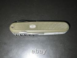 Victorinox Swiss Army Knife Olive Green Mauser With Manual And Box Very Clean