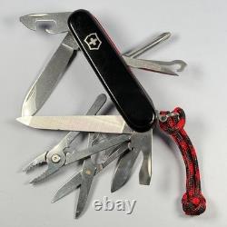 Victorinox Swiss Army Knife RE Mechanic Deluxe Mod Pliers Metal File Red G10