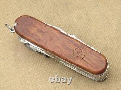 Victorinox Swiss Army SWISSCHAMP Model Nice Walnut Handles Near Mint Knife