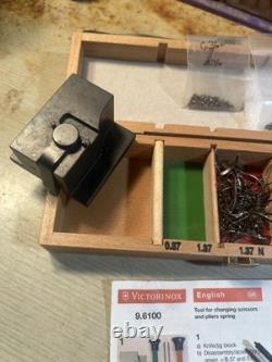 Victorinox Swiss Army Scissors and Pliers Spring & Screws Repair Kit HTF 9.6100