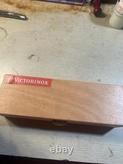 Victorinox Swiss Army Scissors and Pliers Spring & Screws Repair Kit HTF 9.6100