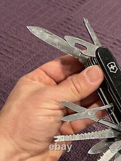 Victorinox Swiss Army Swiss Champ Pocket Knife (Black) READ DESCRIPTION