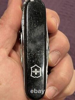 Victorinox Swiss Army Swiss Champ Pocket Knife (Black) READ DESCRIPTION