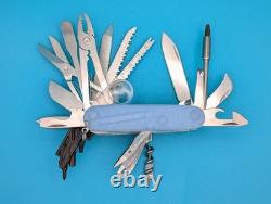 Victorinox Swiss Army SwissChamp XLT Pocket Knife Multi-Tool! Glow in the Dark