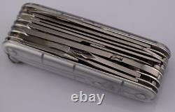 Victorinox Swiss Champ 1.6794. T7 31-in-1 MultiTool Pocket Knife Army Camping EDC