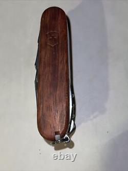 Victorinox Swiss Champ Hardwood Swiss Army Pocket Knife WithTweezers & Toothpick