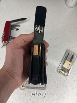 Victorinox Swiss Champ Swiss Army Knife, 33 Functions, Pouch, Flint, Compass A++