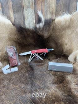 Victorinox Swiss WorkChamp Red Handle, Stainless Blades & Sheath Mint In Box++