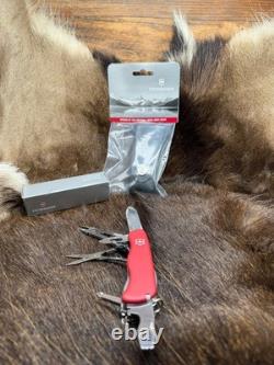 Victorinox Swiss WorkChamp Red Handle, Stainless Blades & Sheath Mint In Box++