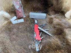 Victorinox Swiss WorkChamp Red Handle, Stainless Blades & Sheath Mint In Box++