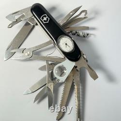 Victorinox SwissChamp Quartz Black Working Watch Plus Scales Mint
