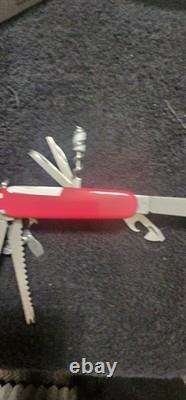 Victorinox SwissChamp Swiss Army Knife 91mm Red Multi Tool Vintage Glass Mag Box