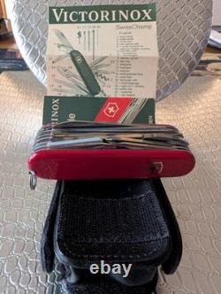 Victorinox Swisschamp SOS Kit Model 4.0567 Swiss Army Knife Leather Case Black
