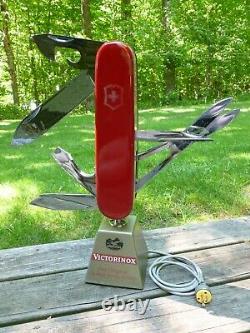 Victorinox Switzerland Swiss Army Knife Stand Display Accessory Animated Motor