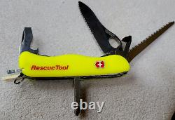 Victorinox Trekker / Trailmaster One hand blade Swiss Army Knife STAY GLOW