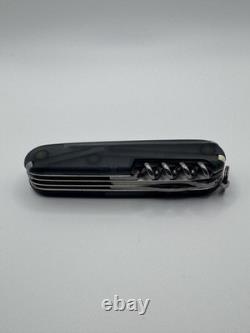 Victorinox Voyager Swiss Army Knife 1.3705. VT3 Multi-tool New in Box