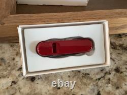 Victorinox Whistle Swiss Army knife Key Chain Retired new box No Outer Sleeve