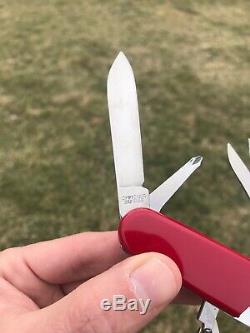 Victorinox Yeoman +B Pocket Knife Folding Swiss Army RARE VERSION Match Striker