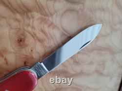 Vintage 1960's Victoria Victorinox Swiss Army knife Standard With Bail READ