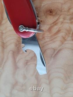 Vintage 1960's Victoria Victorinox Swiss Army knife Standard With Bail READ