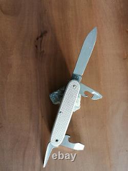 Vintage 1981 soldier alox model Swiss Army Military Knife Victorinox very rare