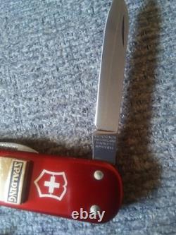 Vintage Rare Victorinox Swiss Army Money Clip Red Aluminum Alox Pocket Knife