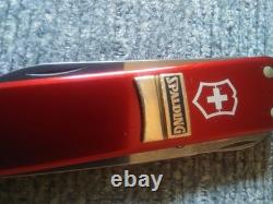 Vintage Rare Victorinox Swiss Army Money Clip Red Aluminum Alox Pocket Knife