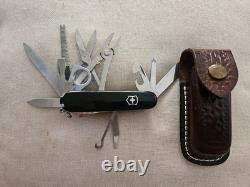 Vintage VICTORINOX OFFICIER SUISSE ARMY ROSTFREI MULTI-TOOL WithLeather Case