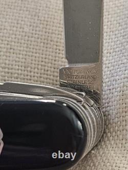 Vintage VICTORINOX OFFICIER SUISSE ARMY ROSTFREI MULTI-TOOL WithLeather Case