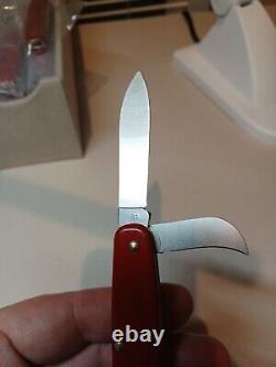 Vintage Wenger Professional Series Model # 1 72 21, 95mm. Swiss Army Knife 1981