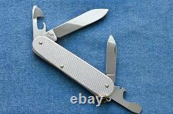 Vtg Victorinox RIBBED ALOX SILVER RED CROSS CADET SWISS ARMY KNIFE MINT IN BOX