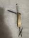 Vtg Victorinox Swiss Army knife featuring a solid 14k gold 3 Gr