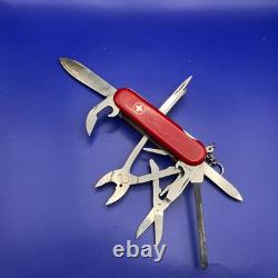 Wenger Catch and Release Swiss Army Knife 85mm Red