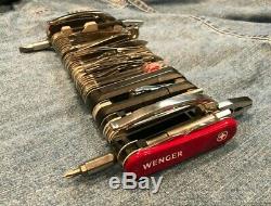 Wenger Giant Swiss Army knife 16999 multi tool
