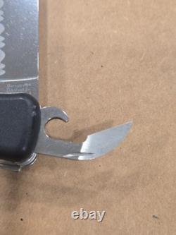 Wenger Mountainer Swiss Army Knife Black/Gray Serrated VERY LITTLE USE