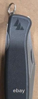 Wenger Mountainer Swiss Army Knife Black/Gray Serrated VERY LITTLE USE