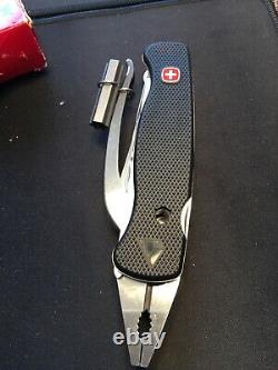 Wenger Swiss Army Swiss Grip Multi Tool Knife