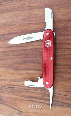 (rare) New Victorinox Alox Red Electrician